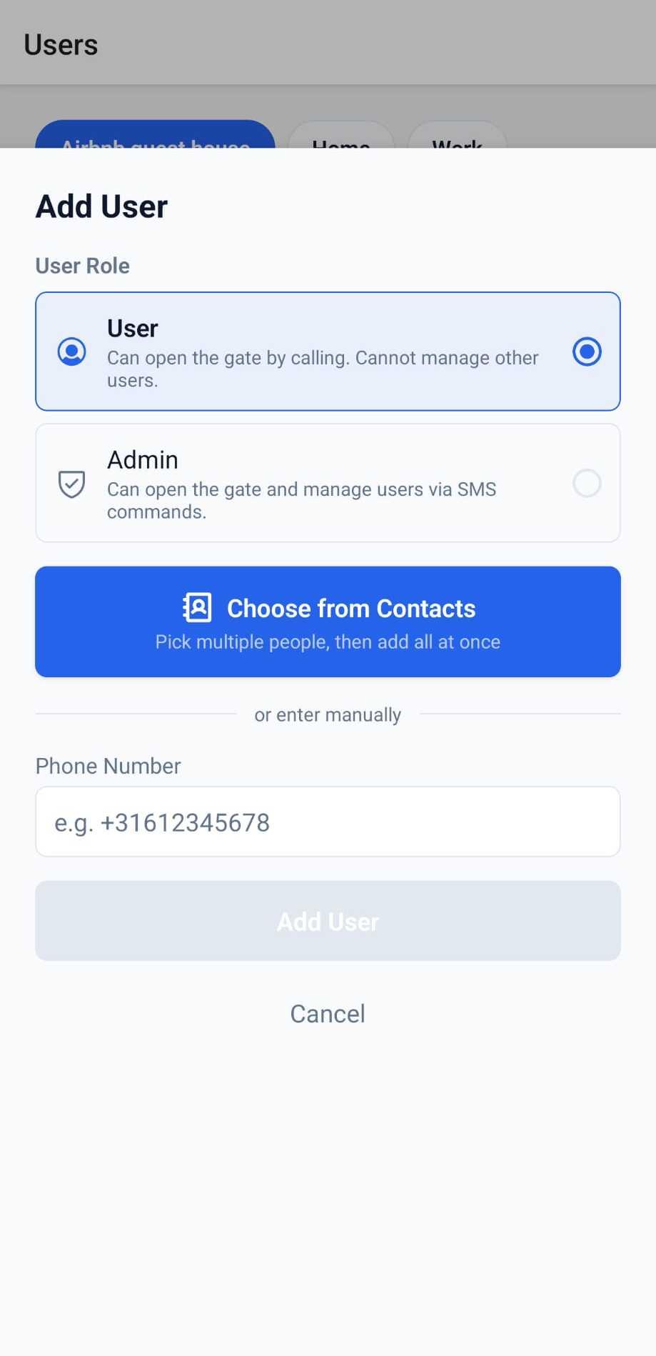 Obrazovka Přidat uživatele v GateOpener s výběrem role (Uživatel nebo Správce), tlačítkem Vybrat z kontaktů a polem pro telefonní číslo